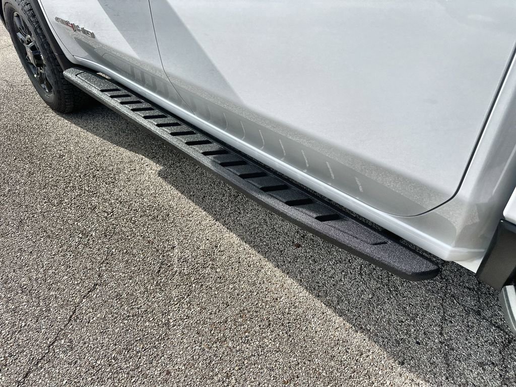 New 2026 GMC Sierra 2500 AT4 w/ AT4 Premium Plus Package image 13