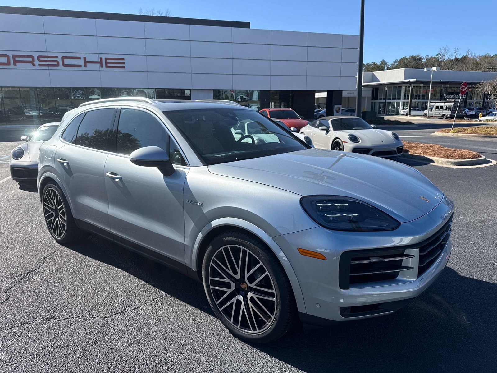 Certified 2026 Porsche Cayenne E-Hybrid image 7