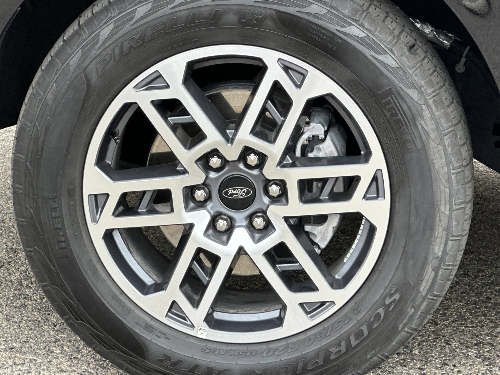 Used 2025 Ford Expedition Max Active AWD/4WD image 35