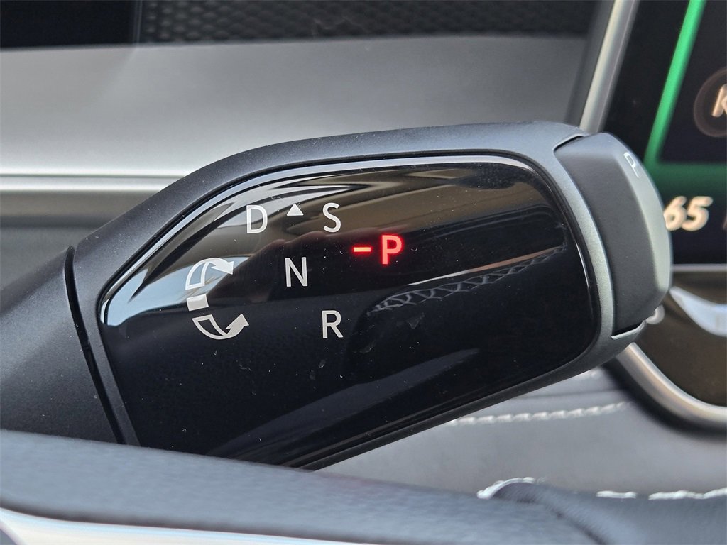 New 2026 Volkswagen Tiguan SE image 18