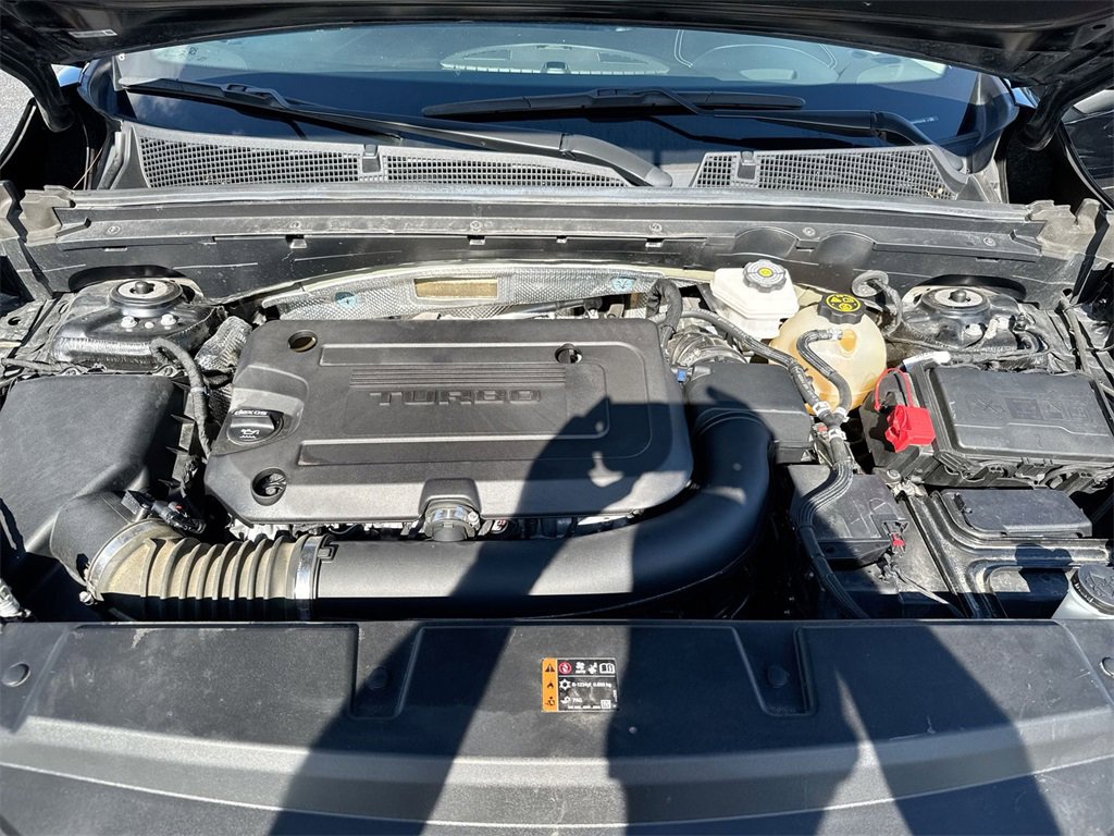 Used 2023 Buick Envision Essence image 24