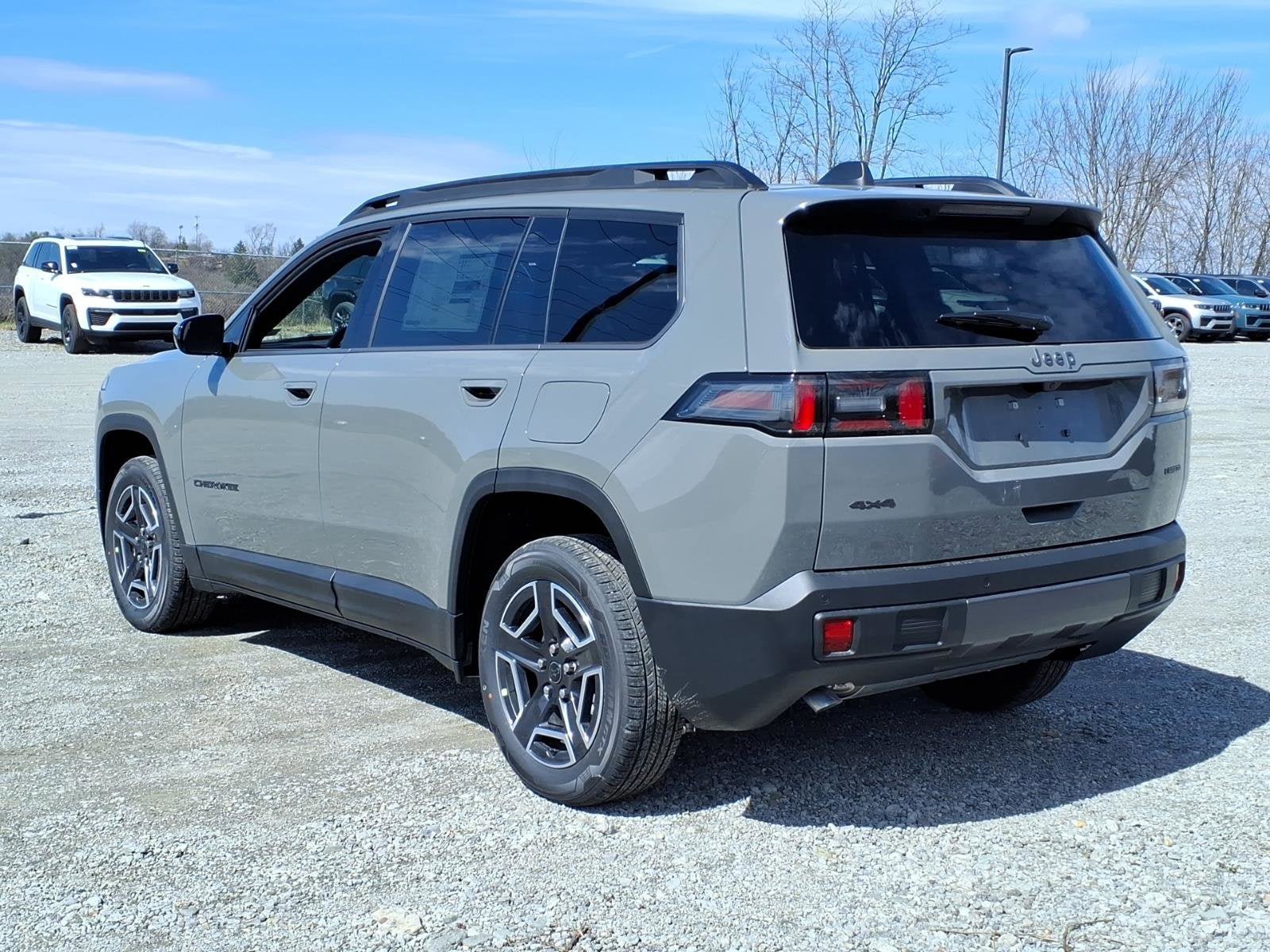 New 2026 Jeep Cherokee Laredo video 3