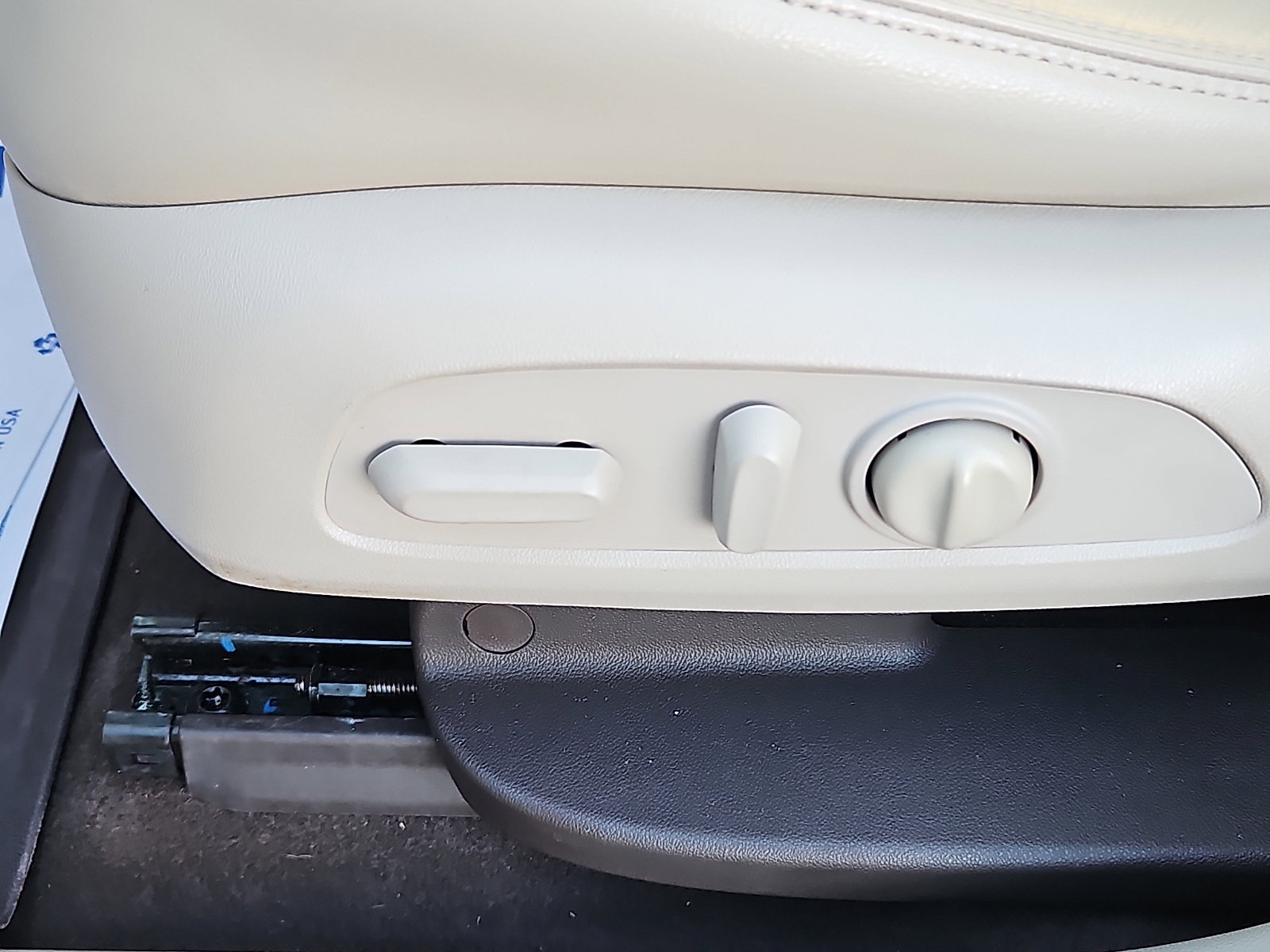 Used 2017 GMC Acadia Denali w/ Technology Package image 27