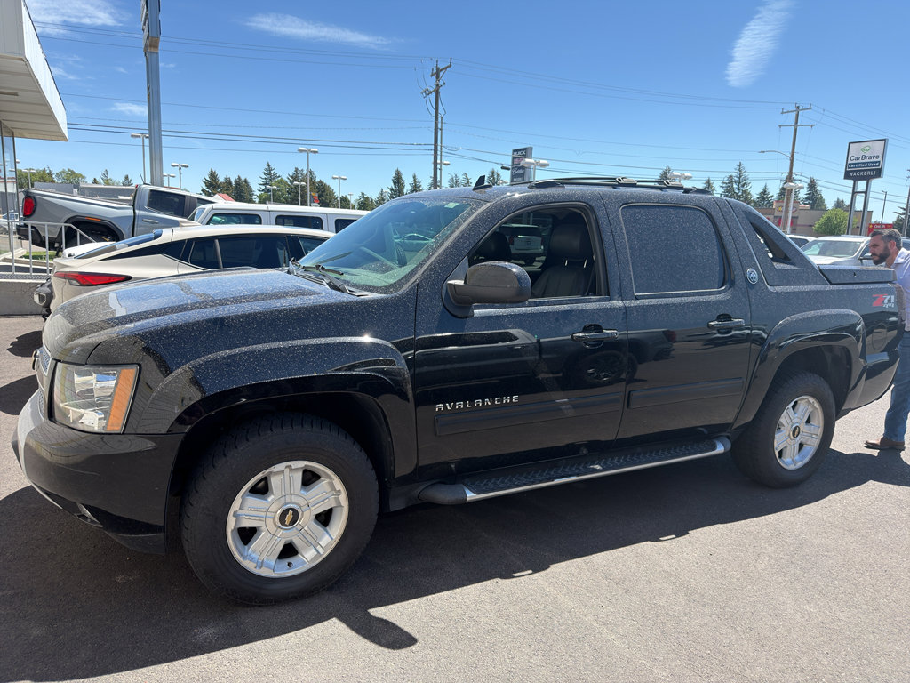 Used 2013 Chevrolet Avalanche LT w/ Suspension Package, Off-Road AWD/4WD image 1