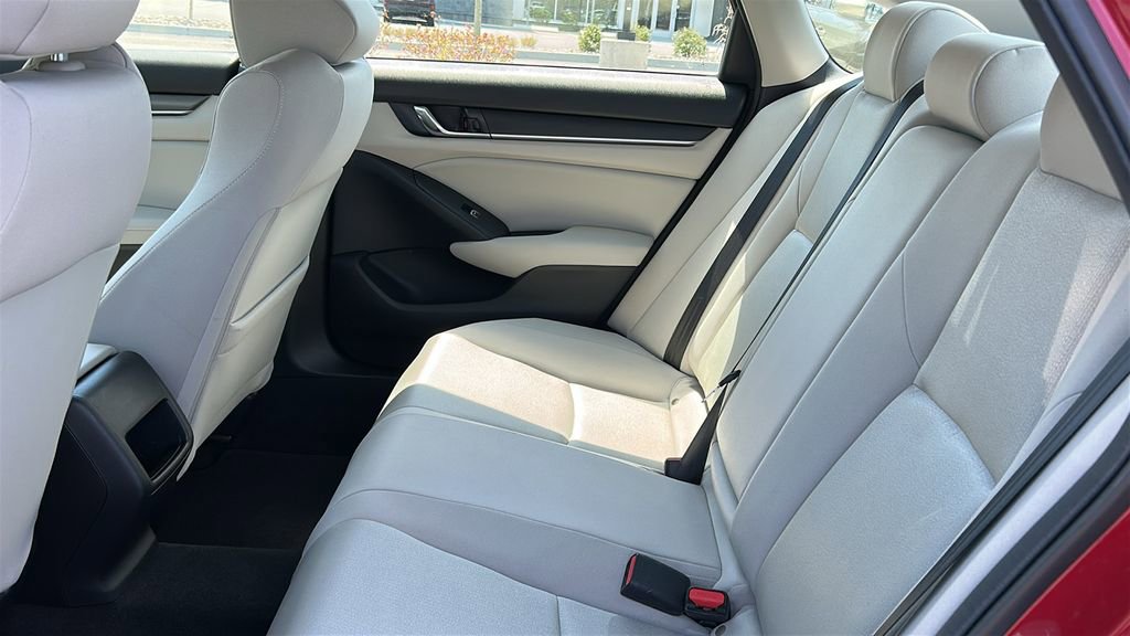 Used 2018 Honda Accord LX image 22