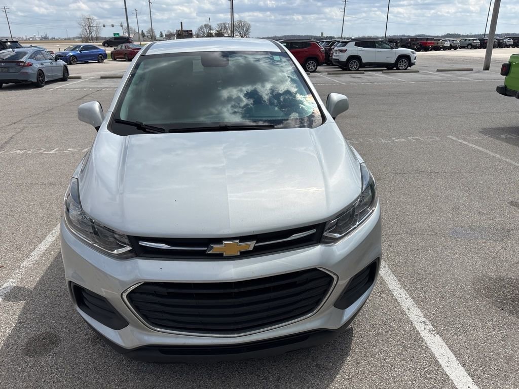 Used 2020 Chevrolet Trax LS w/ Tint and Cruise Package image 5