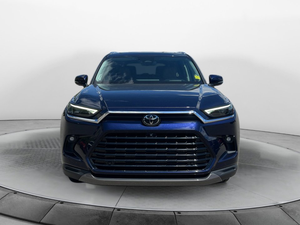 Certified 2024 Toyota Grand Highlander AWD image 2