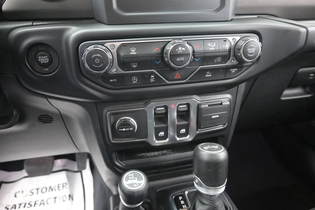 Used 2021 Jeep Wrangler Sport AWD/4WD image 13