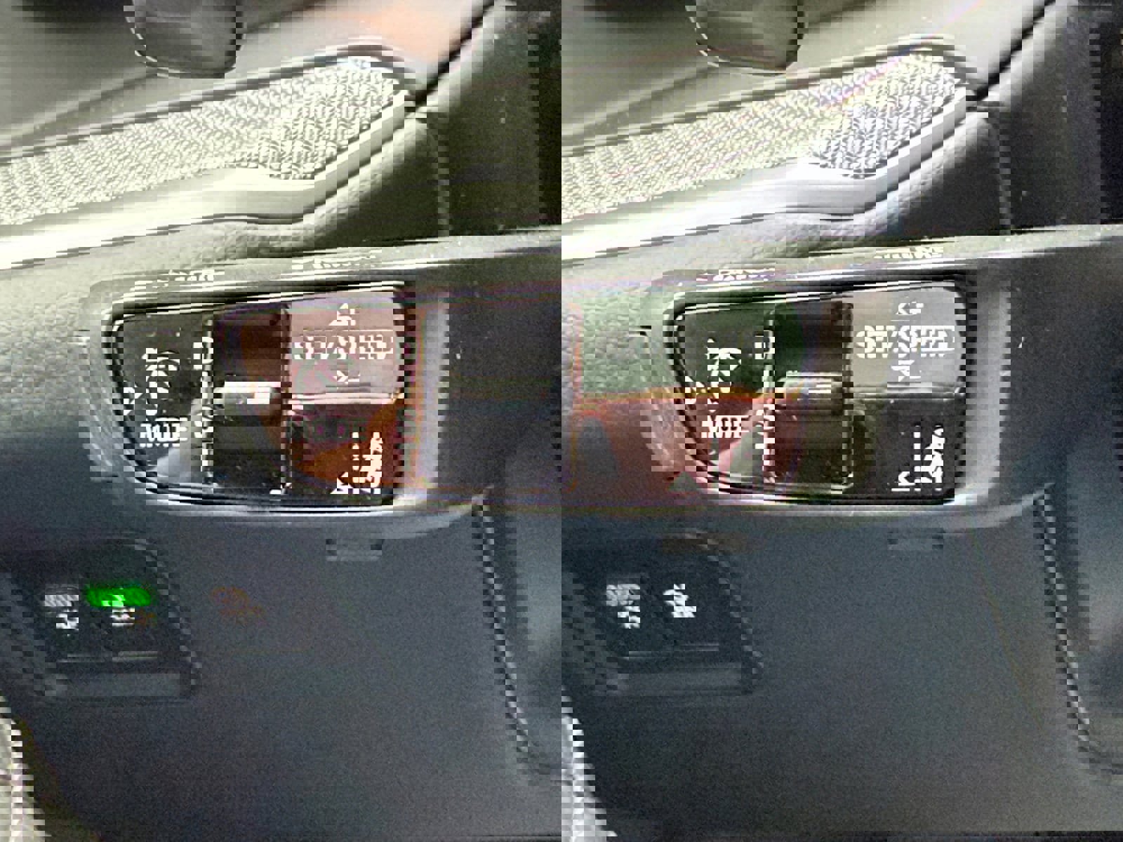 New 2026 Porsche Cayenne Coupe image 25