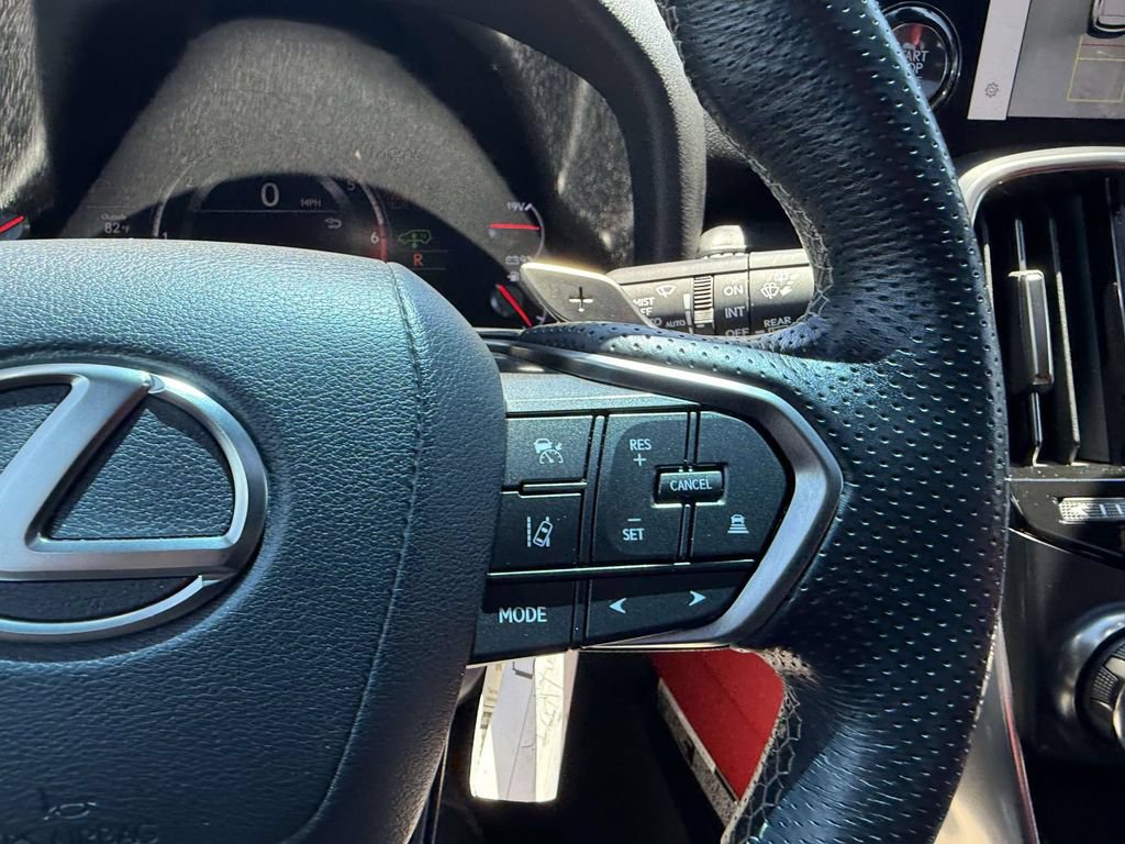 Used 2023 Lexus LX 600 F Sport w/ Accessory Package (Z1) AWD/4WD image 22