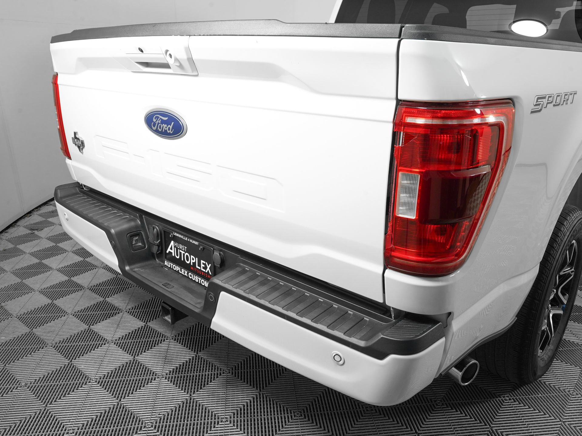 Used 2023 Ford F150 XLT w/ Equipment Group 302A High image 32