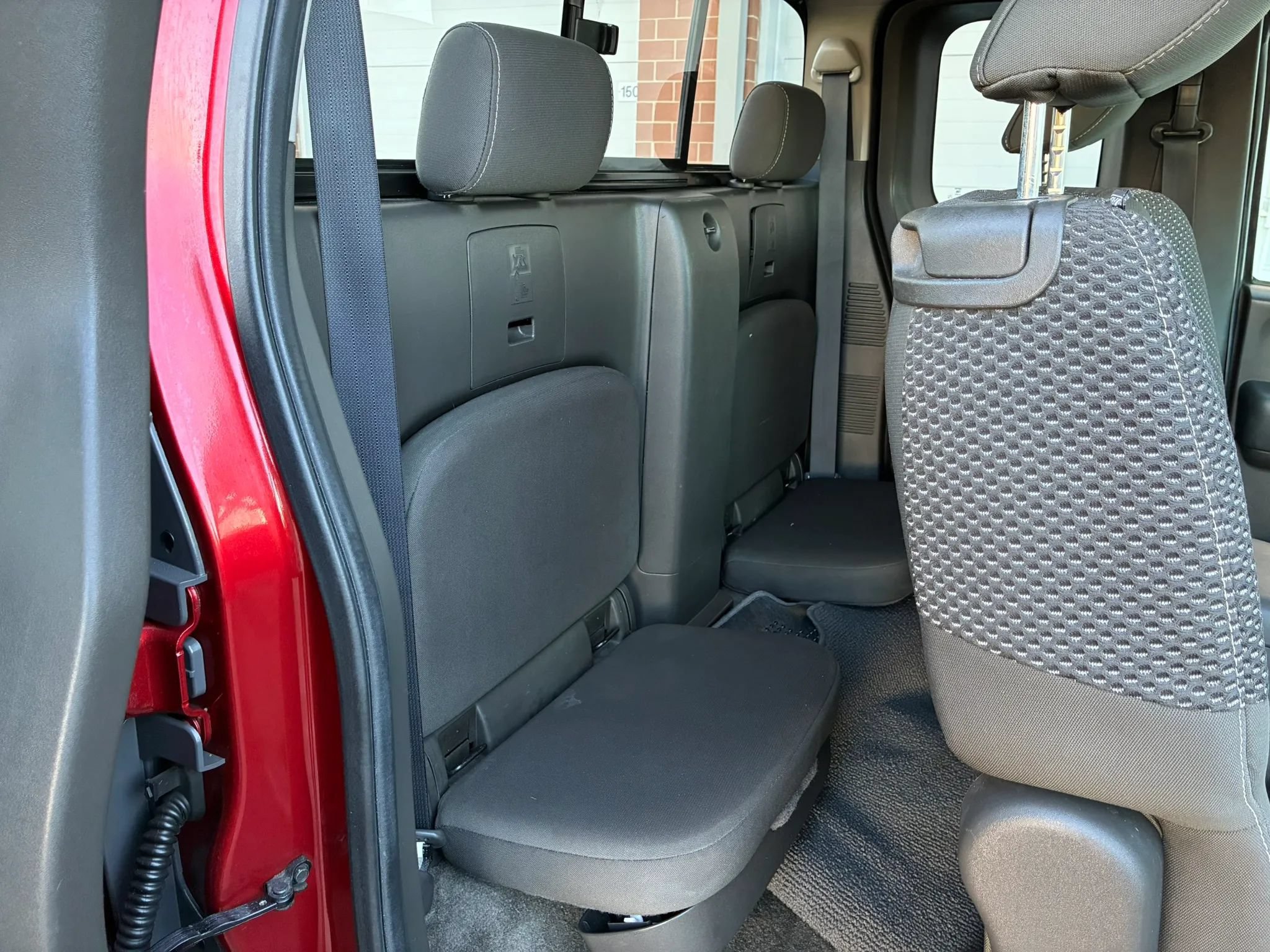 Used 2014 Nissan Frontier PRO-4X AWD/4WD image 15