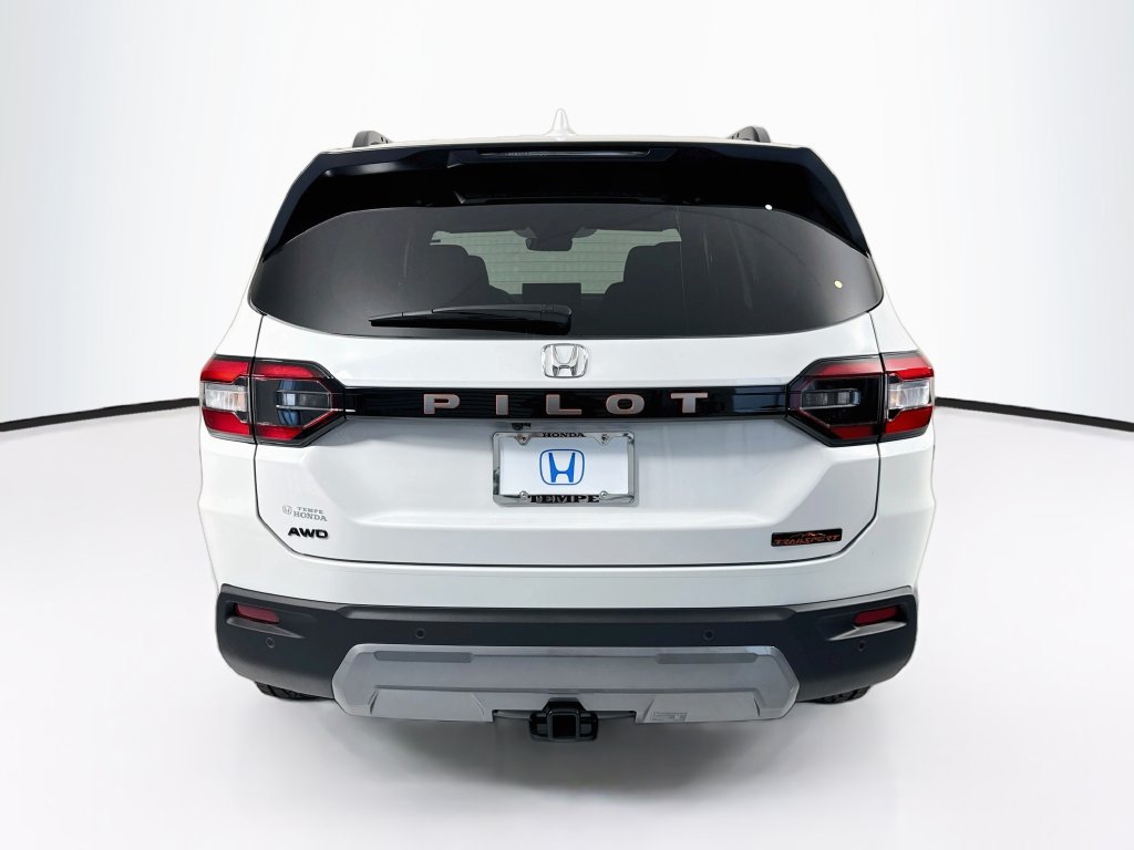 New 2026 Honda Pilot TrailSport image 6