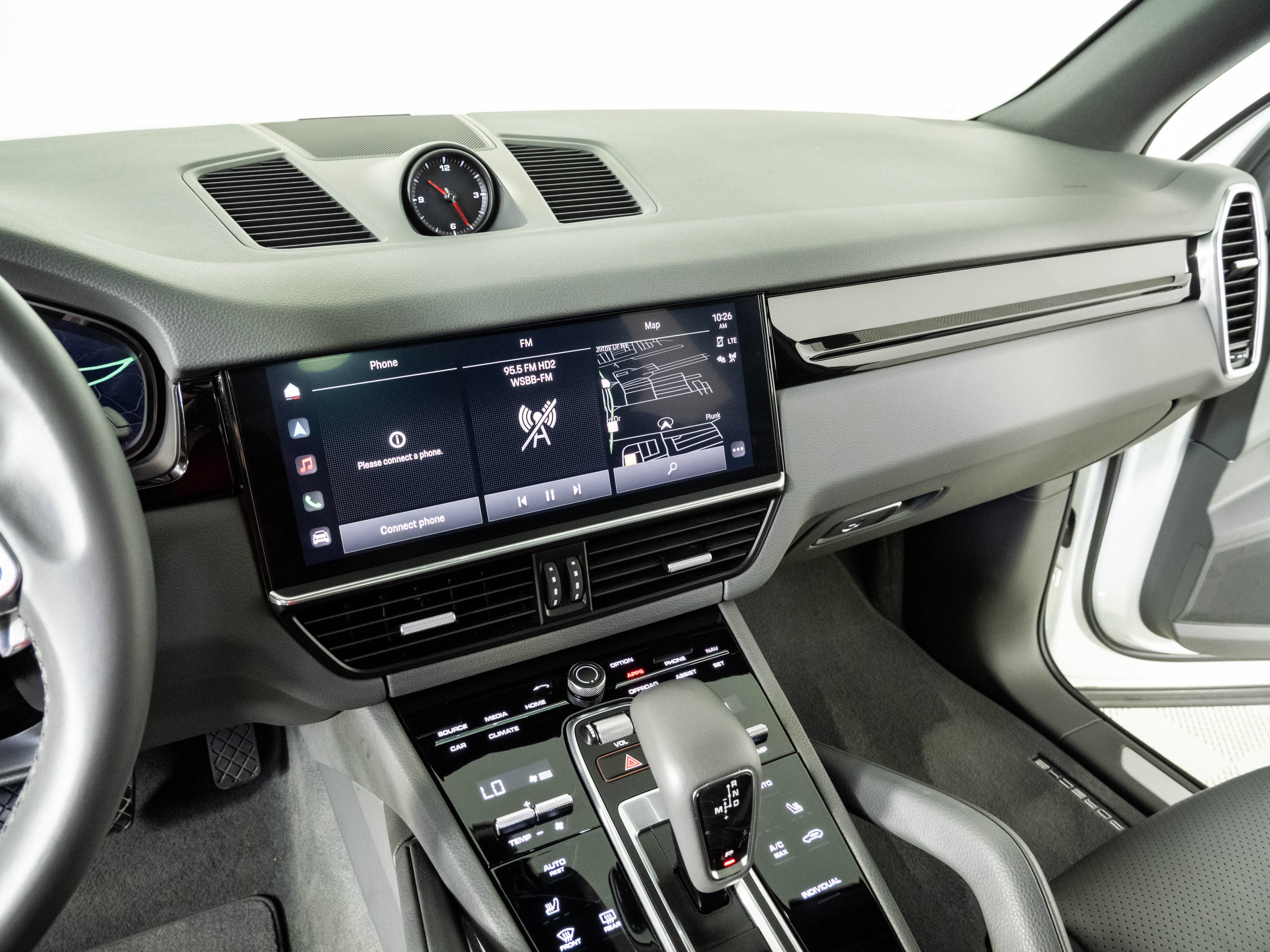 Certified 2023 Porsche Cayenne AWD/4WD image 12