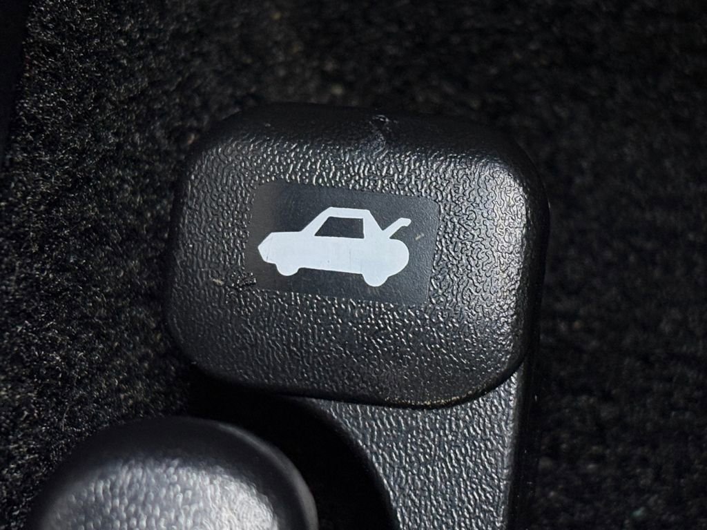 Used 2024 Kia Forte LXS w/ LXS Technology Package image 10