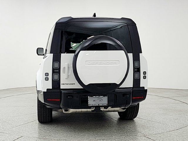 New 2026 Land Rover Defender 130 X-Dynamic SE AWD/4WD image 6