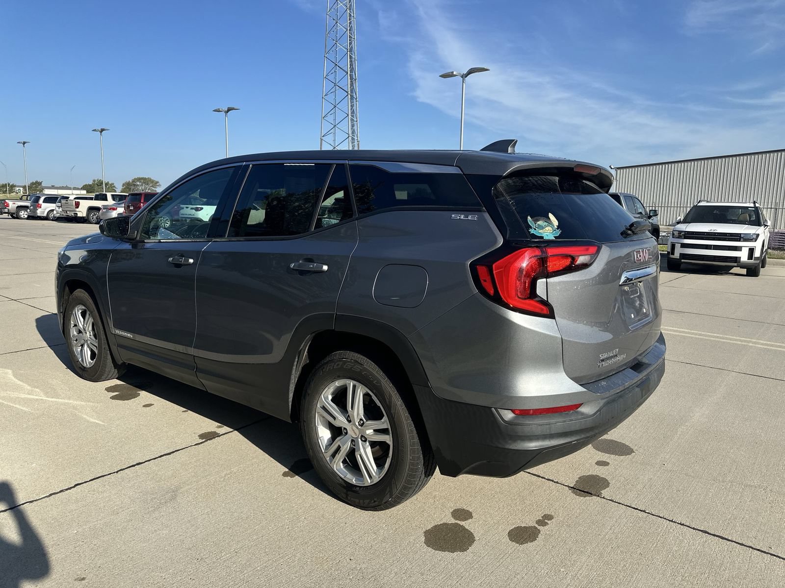 Certified 2018 GMC Terrain SLE FWD image 12