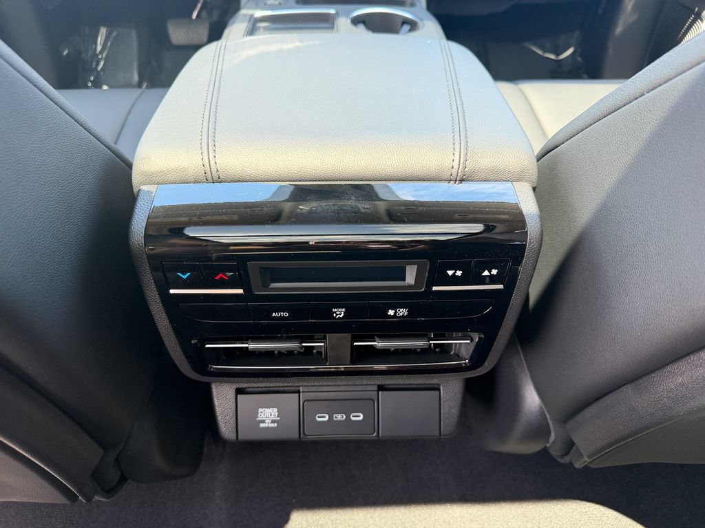 New 2026 Acura MDX SH-AWD image 26