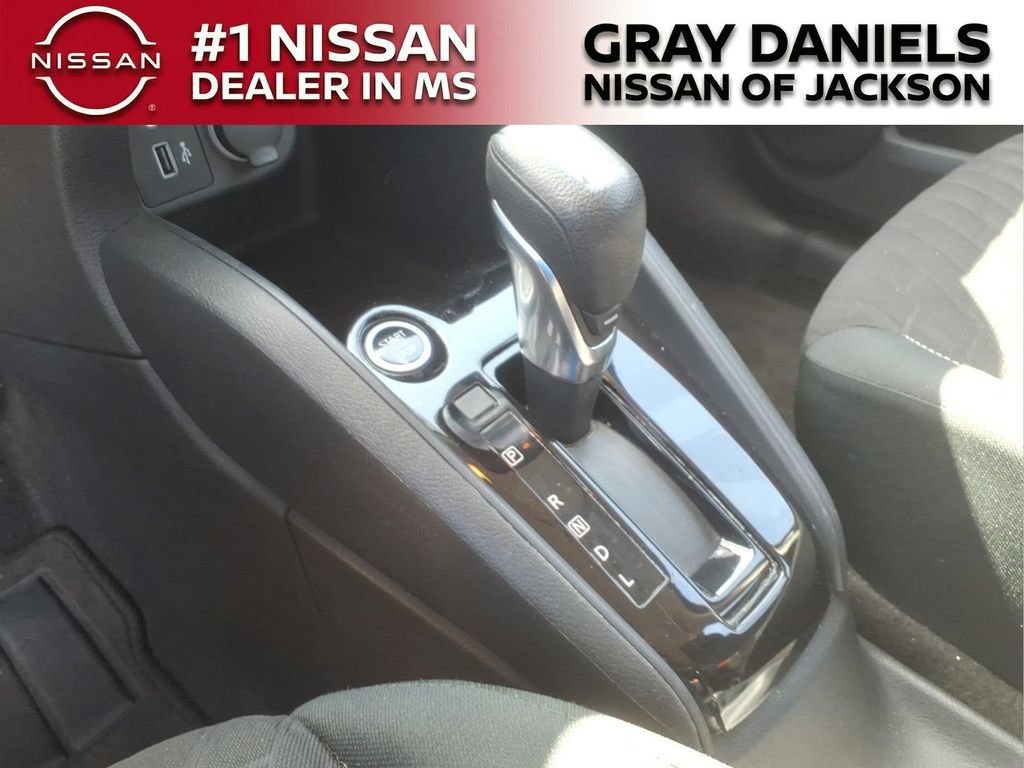 Used 2022 Nissan Kicks S FWD image 19