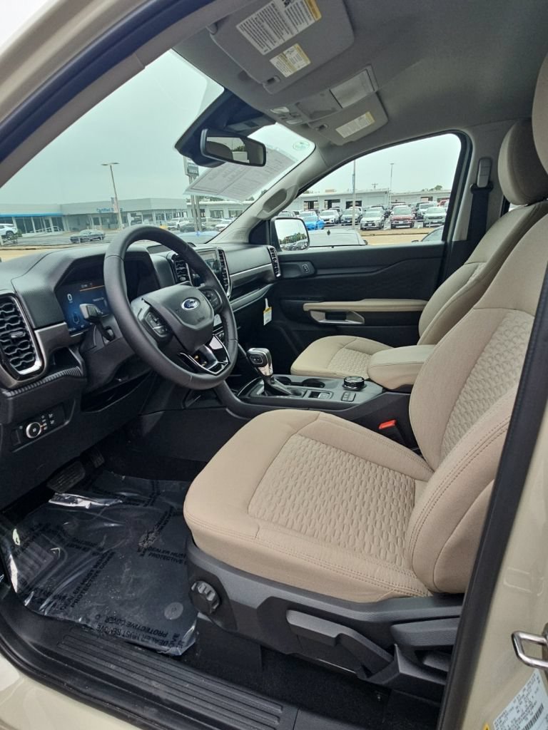 Used 2025 Ford Ranger XLT w/ FX4 Off-Road Package AWD/4WD image 12