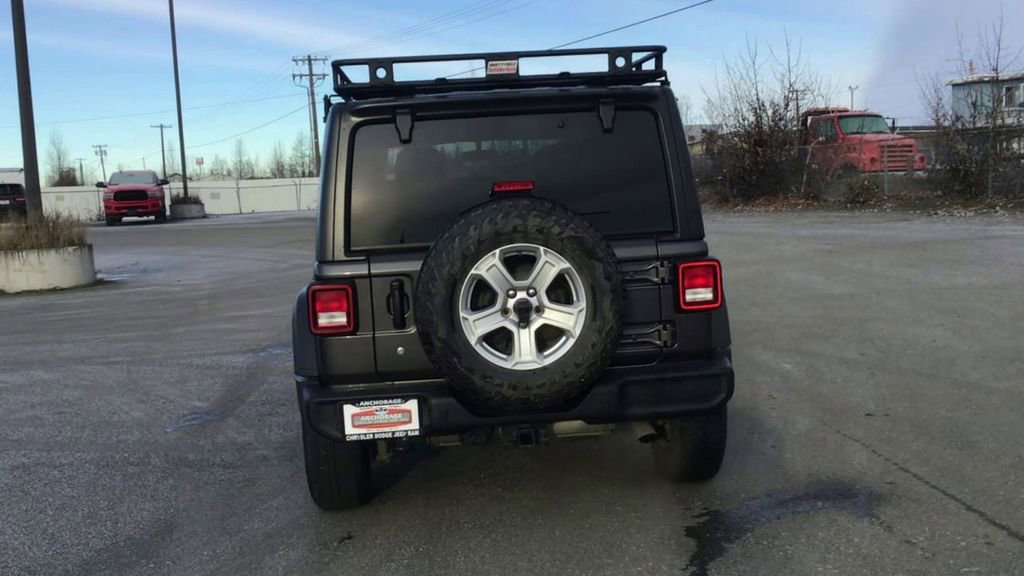 Certified 2018 Jeep Wrangler Unlimited Sport S image 7