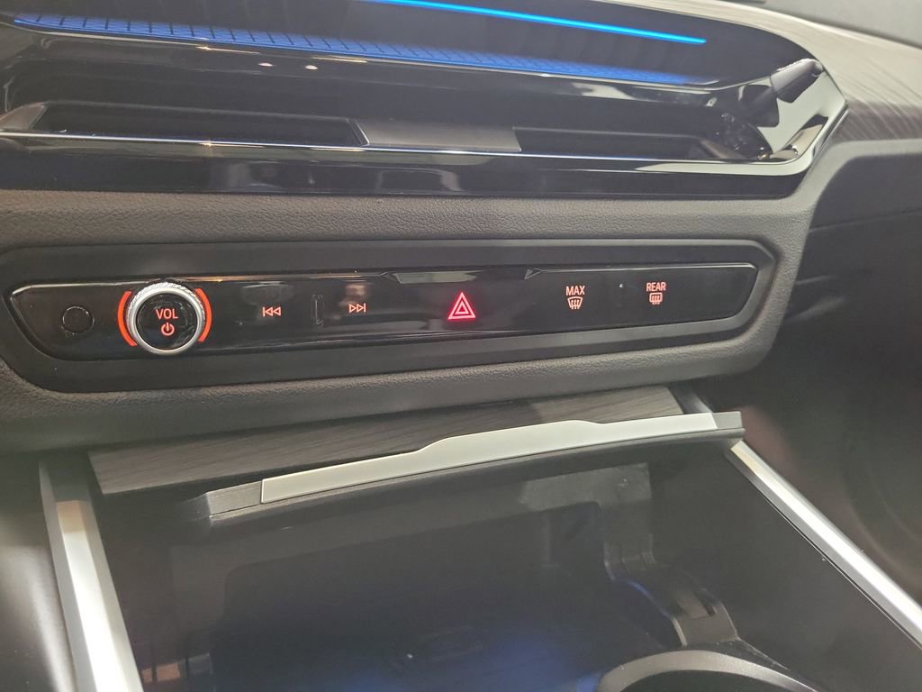 Used 2025 BMW i4 eDrive40 image 31