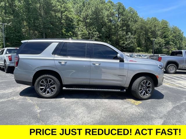 Used 2023 Chevrolet Tahoe Z71 w/ Luxury Package AWD/4WD image 2