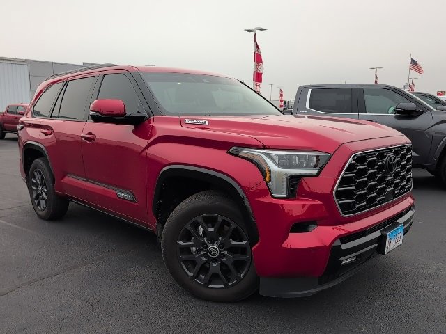 Used 2024 Toyota Sequoia Platinum image 2