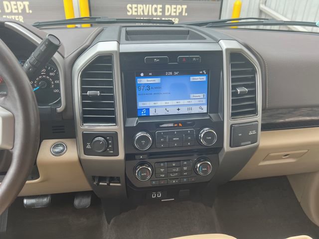 Used 2018 Ford F150 Lariat image 29