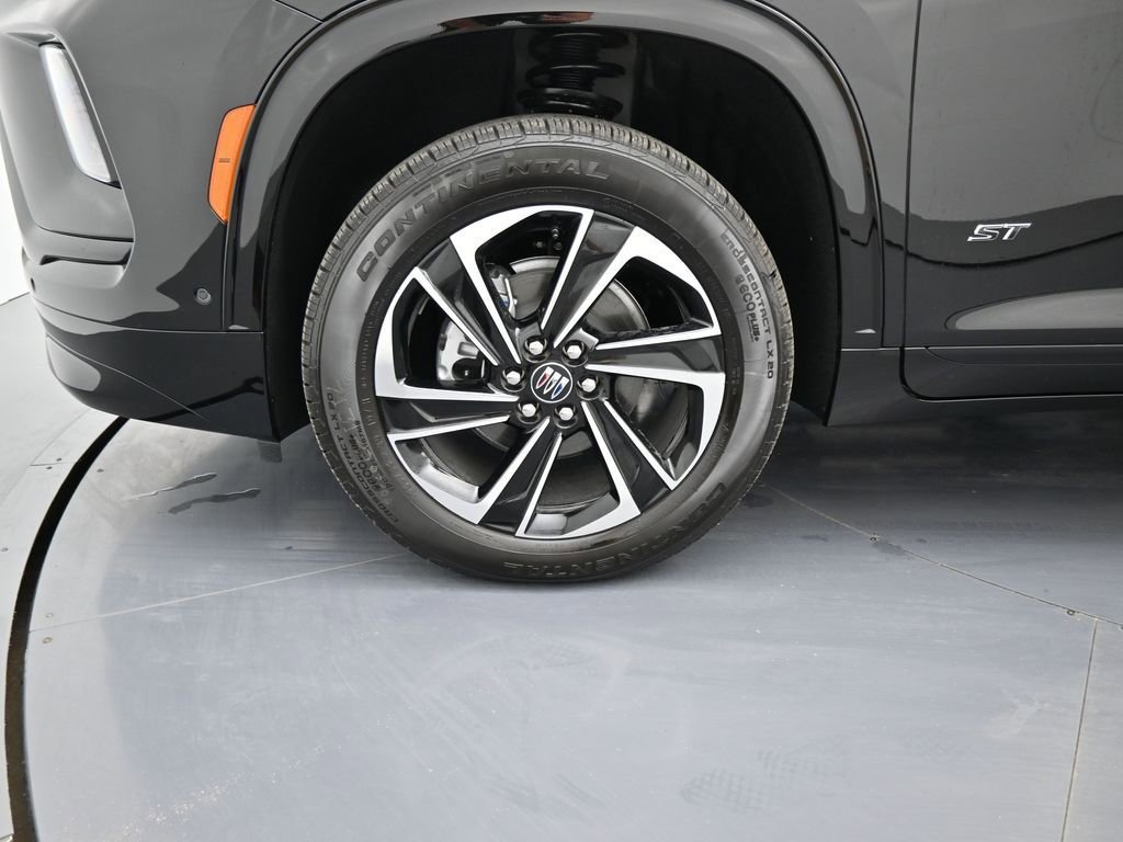 New 2026 Buick Enclave Sport Touring w/ Super Cruise Package image 8