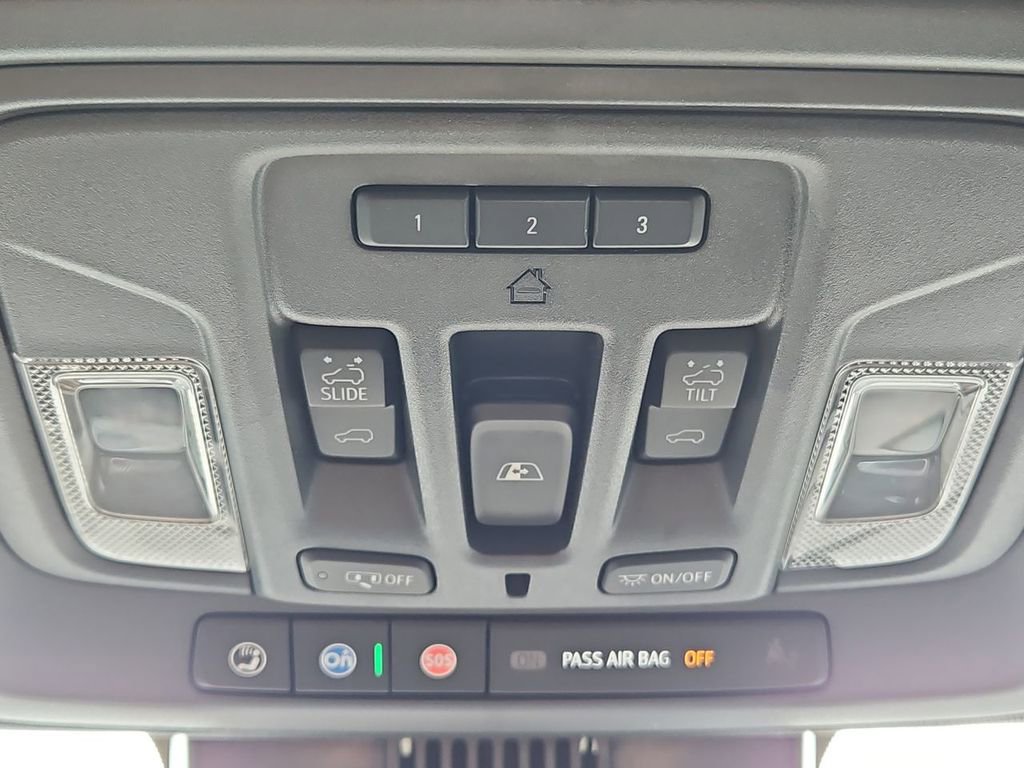 Certified 2025 Chevrolet Silverado 1500 High Country w/ High Country Premium Package AWD/4WD image 36