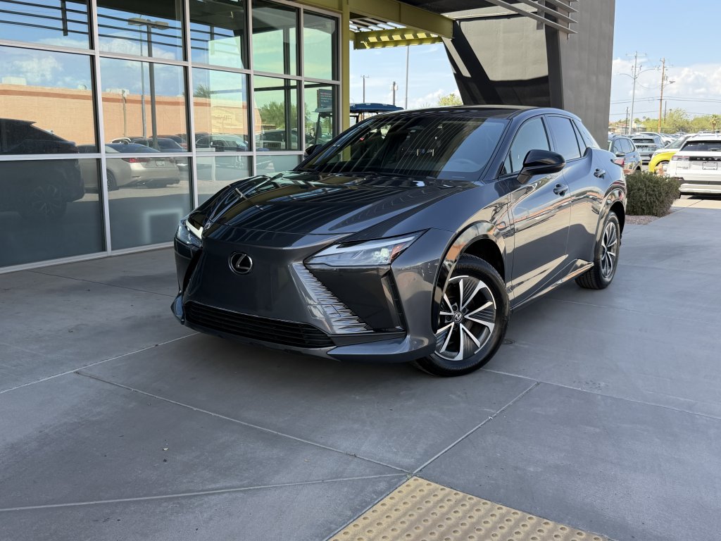 Used 2025 Lexus RZ 300e w/ Accessory Package (P5) FWD image 2