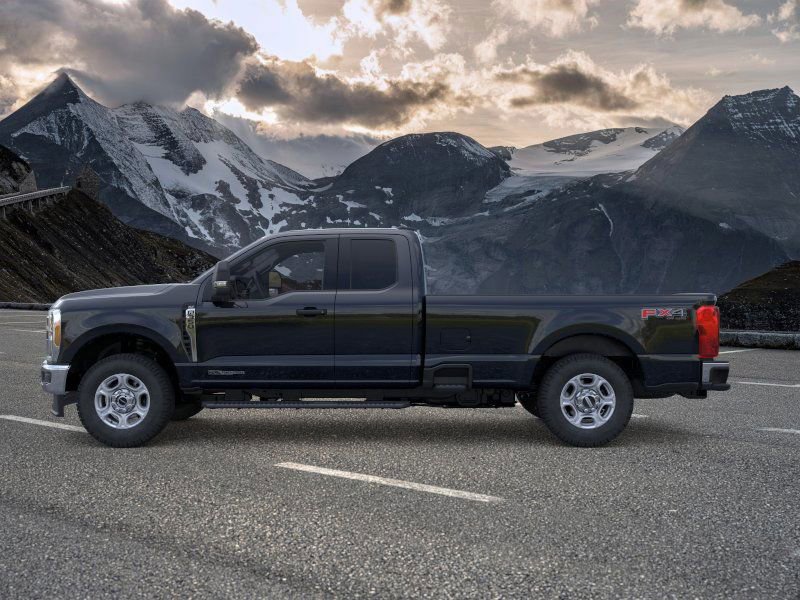 New 2026 Ford F350 XLT w/ FX4 Off-Road Package image 4