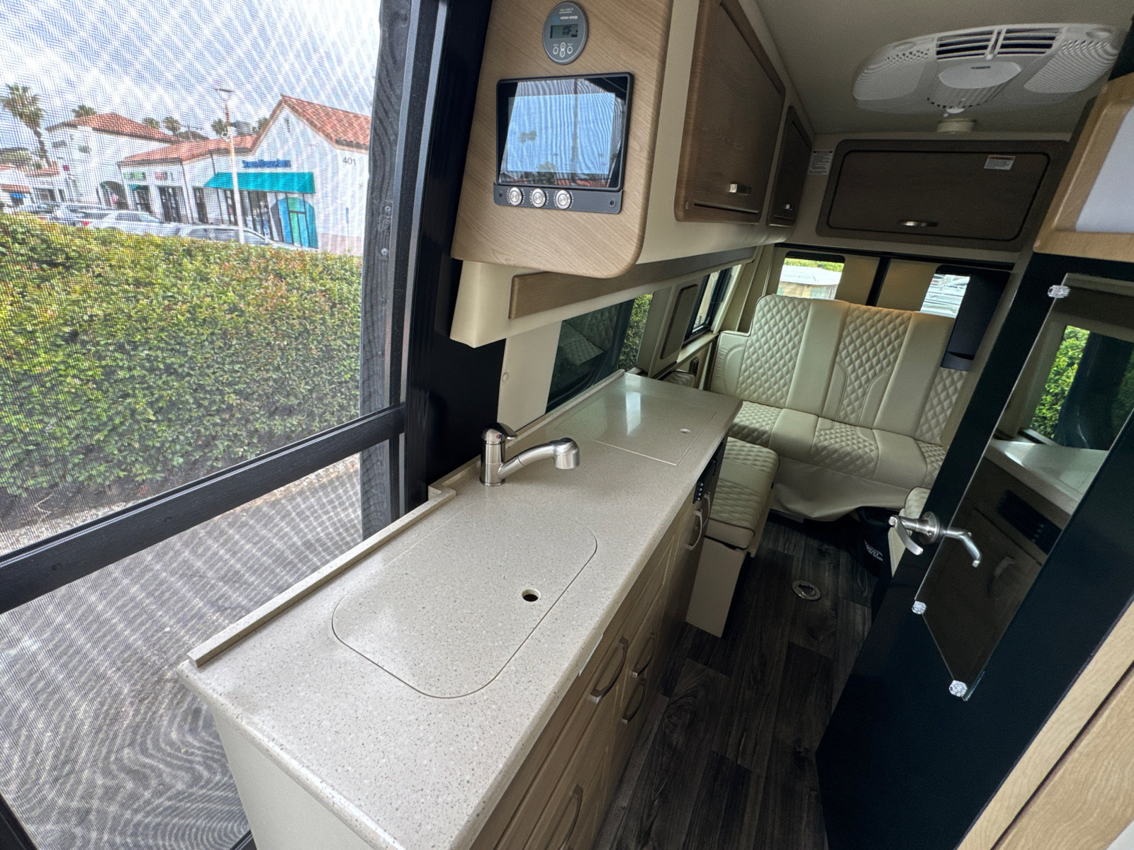 Used 2019 Mercedes-Benz Sprinter 170 image 12