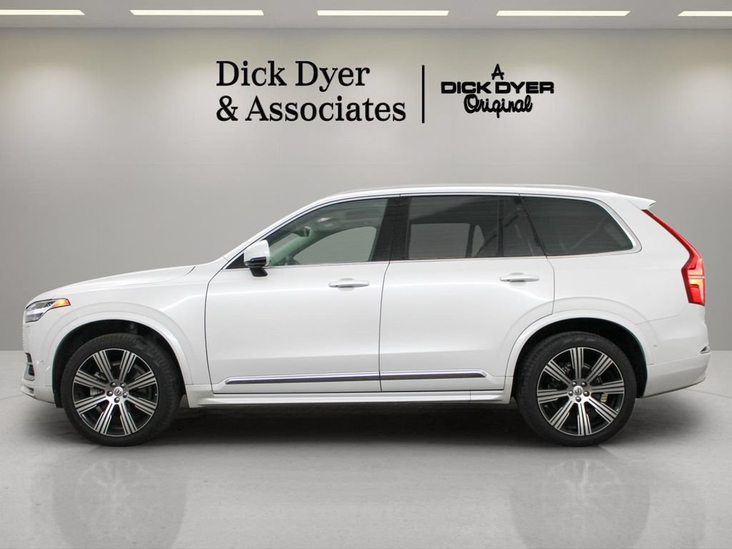 Certified 2024 Volvo XC90 B6 Plus w/ Protection Package Premier AWD/4WD image 15