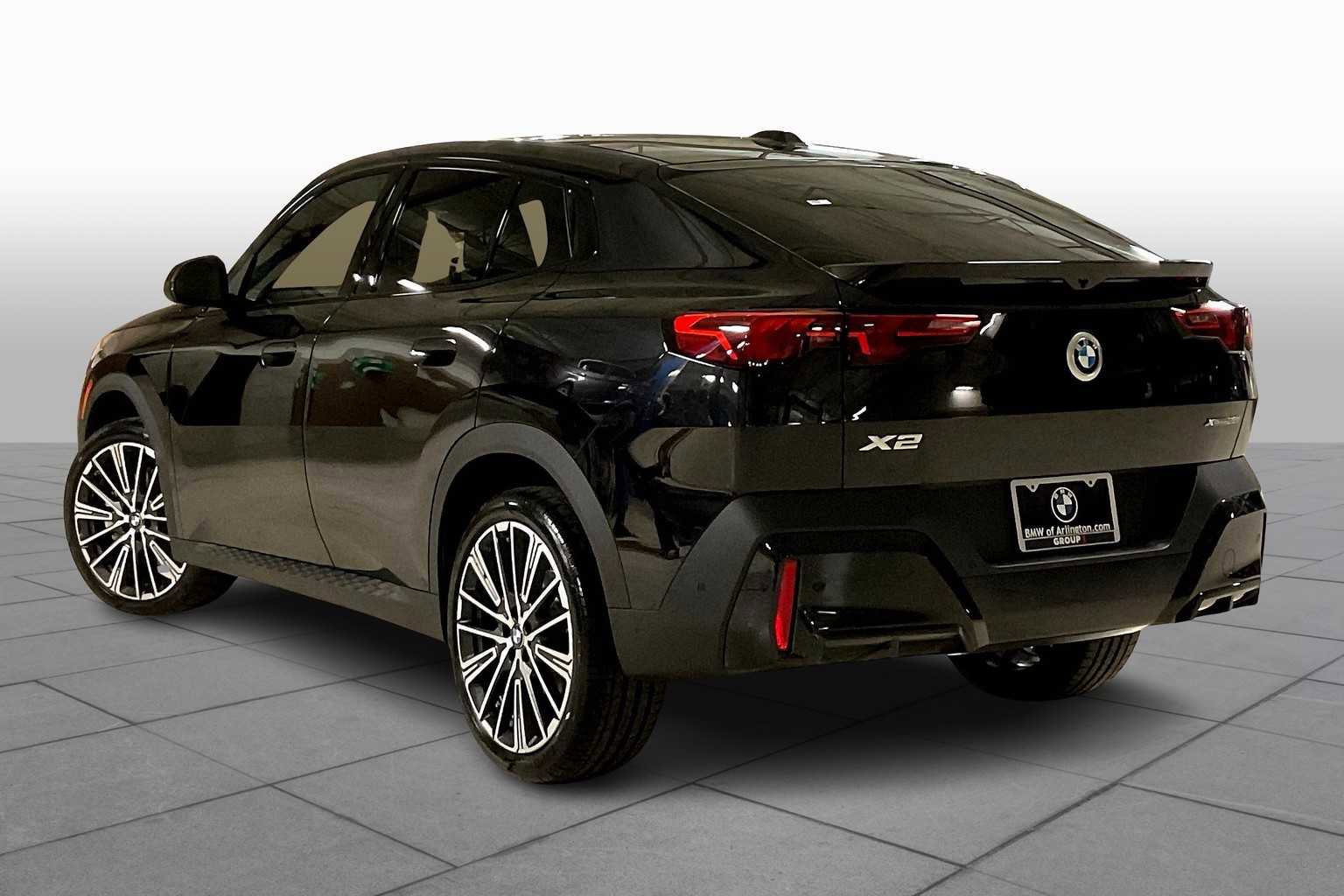 Used 2026 BMW X2 xDrive28i w/ Convenience Package image 12