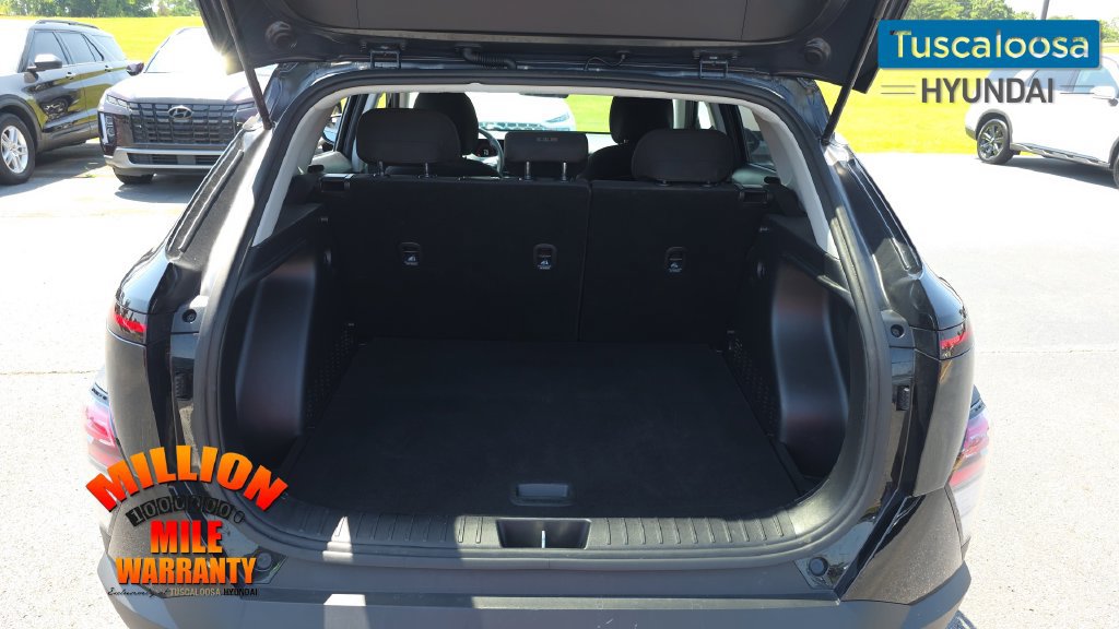 Used 2025 Hyundai Kona SEL AWD/4WD image 10