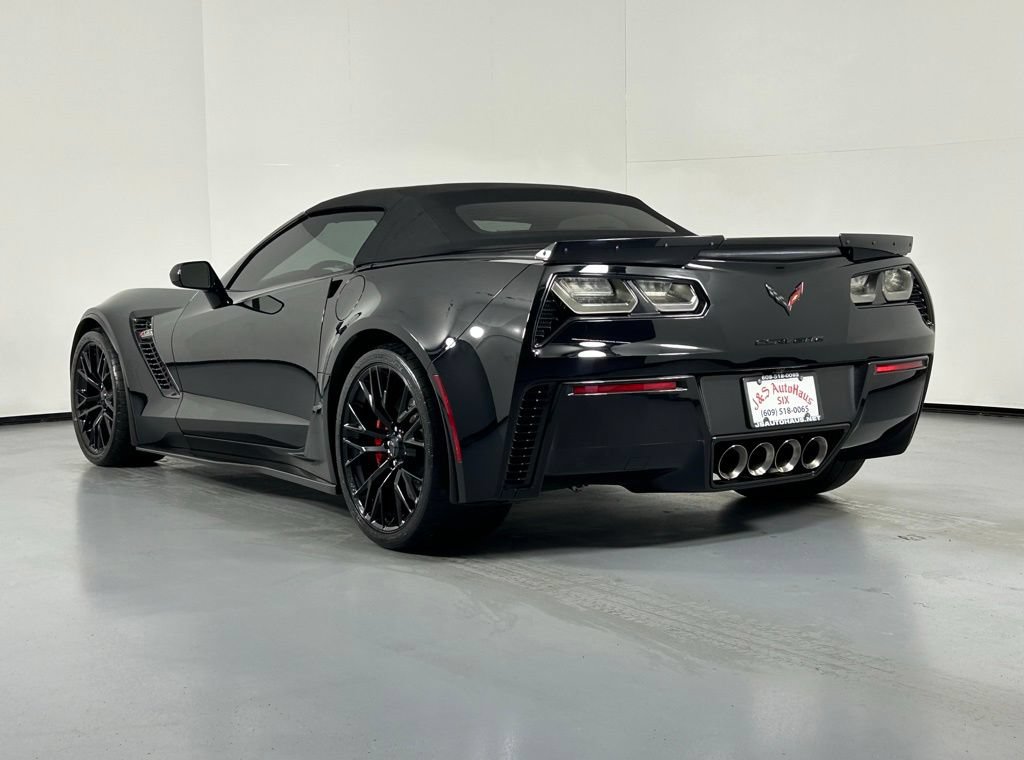 Used 2016 Chevrolet Corvette Z06 w/ 3LZ Preferred Equipment Group RWD image 11