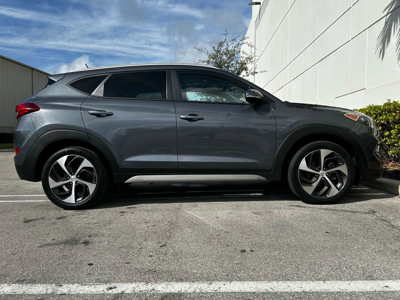 Used 2017 Hyundai Tucson Sport image 6