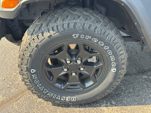 Certified 2023 Jeep Wrangler Unlimited w/ Cold Weather Group AWD/4WD image 10