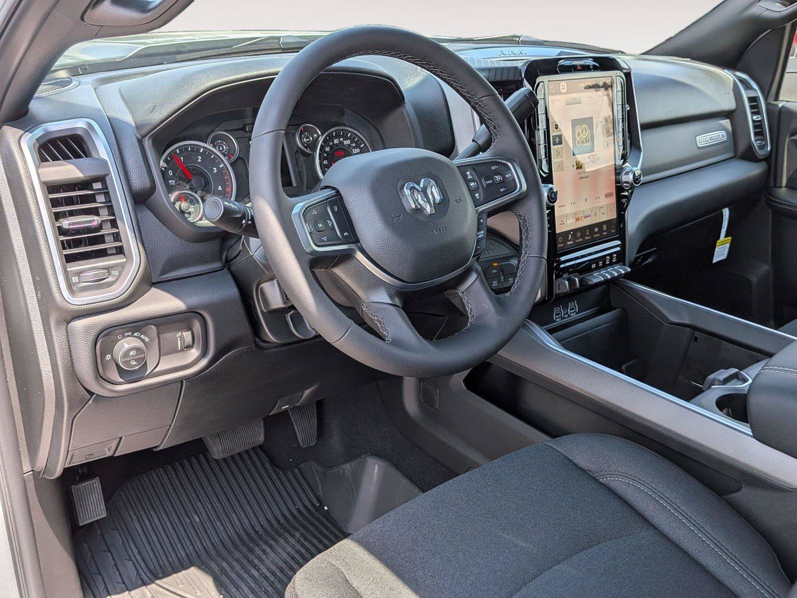 New 2026 RAM 2500 Big Horn AWD/4WD image 10