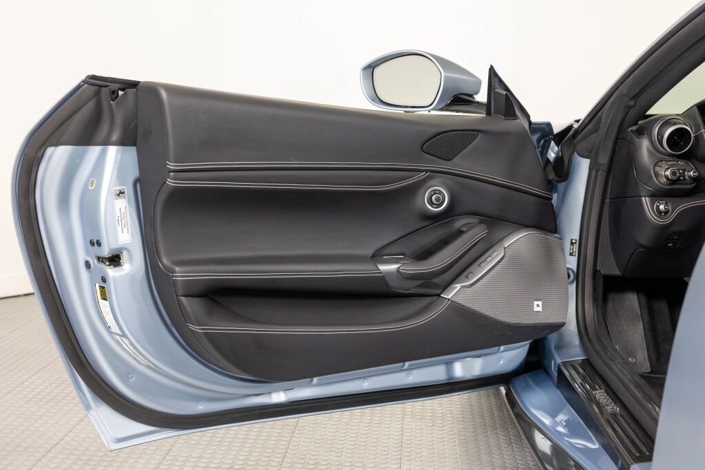 Certified 2023 Ferrari Portofino M RWD image 50