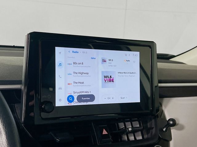 Used 2025 Toyota Corolla Cross L image 20