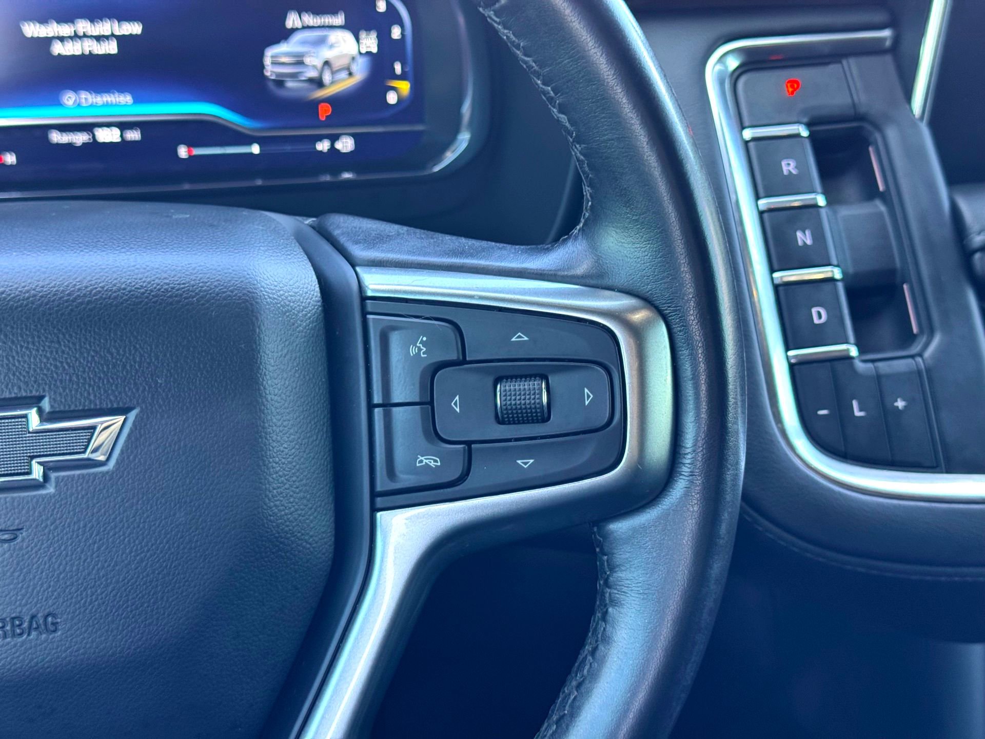 Used 2022 Chevrolet Suburban Z71 AWD/4WD image 26