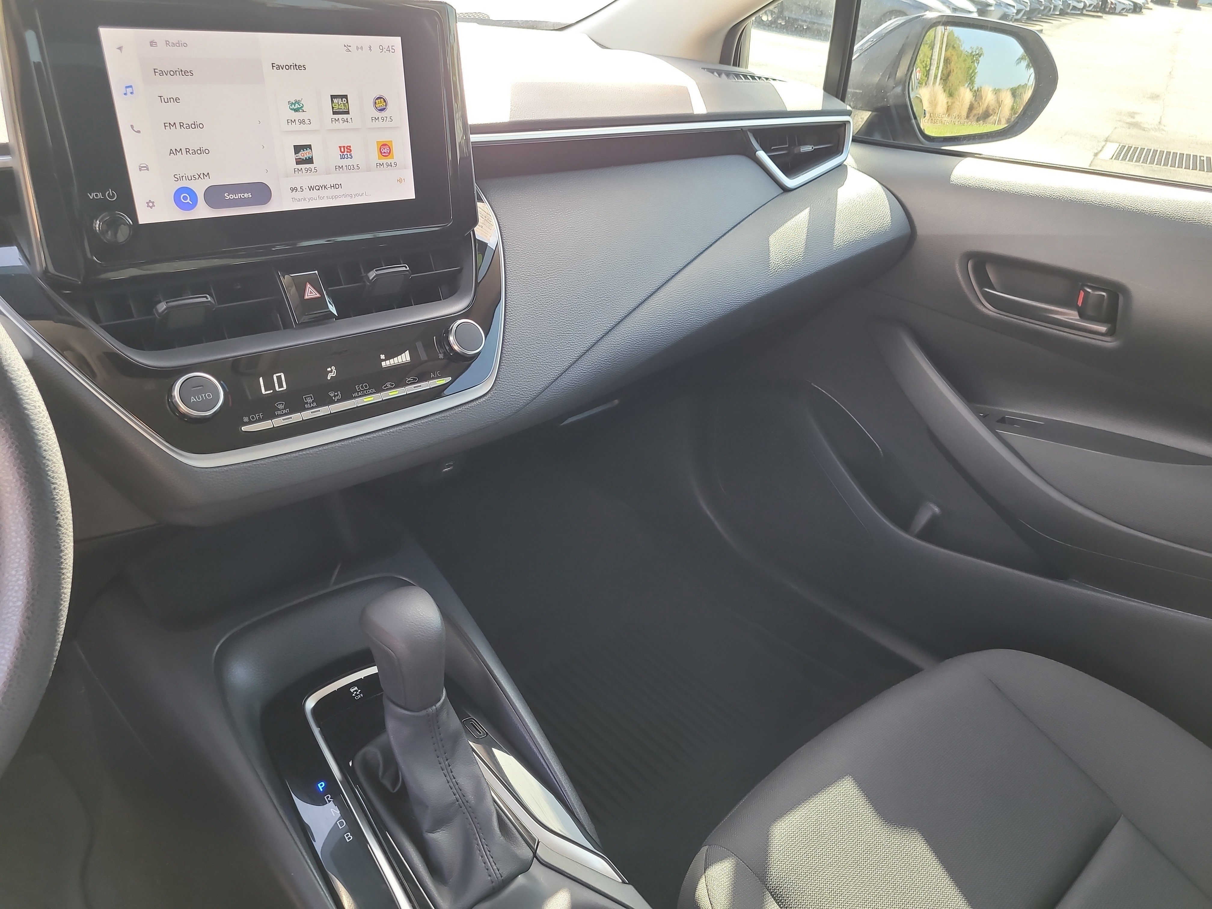 Used 2024 Toyota Corolla LE image 20