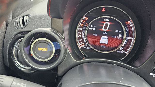 Used 2016 FIAT 500 Abarth w/ Comfort/Convenience Group FWD image 21
