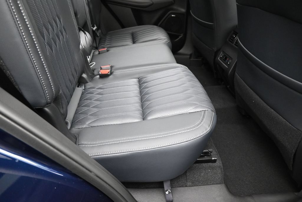 New 2026 Mitsubishi Outlander SEL FWD image 44