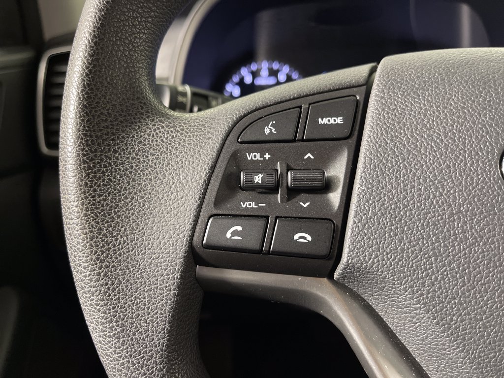Used 2019 Hyundai Tucson Sport w/ Cargo Package FWD image 28
