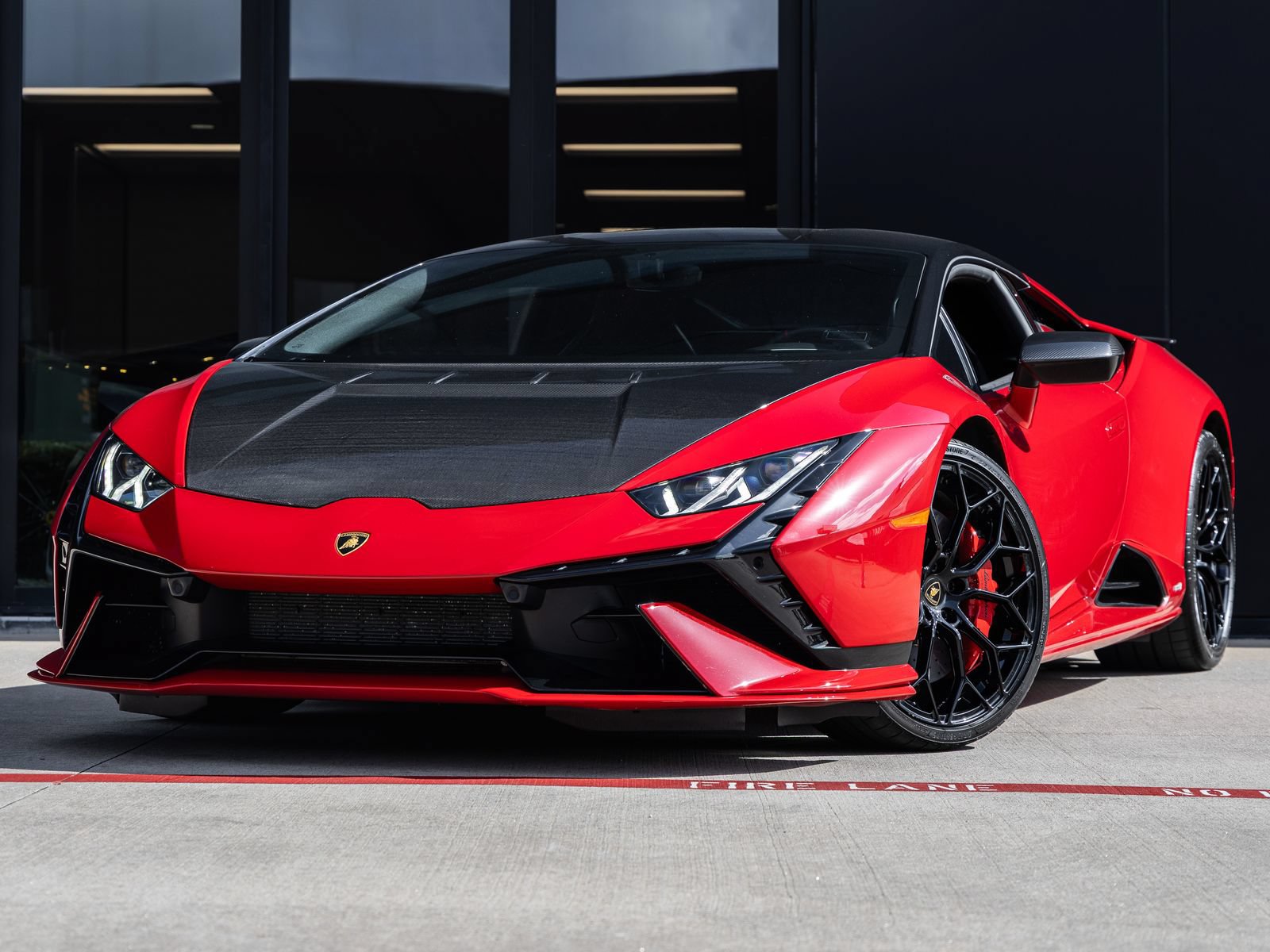 Used 2024 Lamborghini Huracan Tecnica RWD image 1