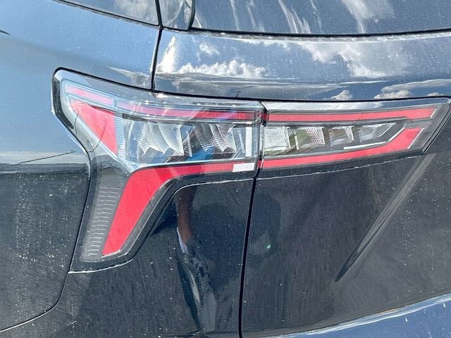 New 2027 Chevrolet Equinox LT w/ Convenience Package II FWD image 10